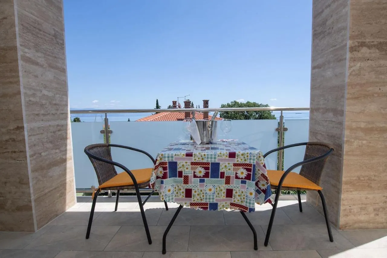 Apartments Villa Anna Icici