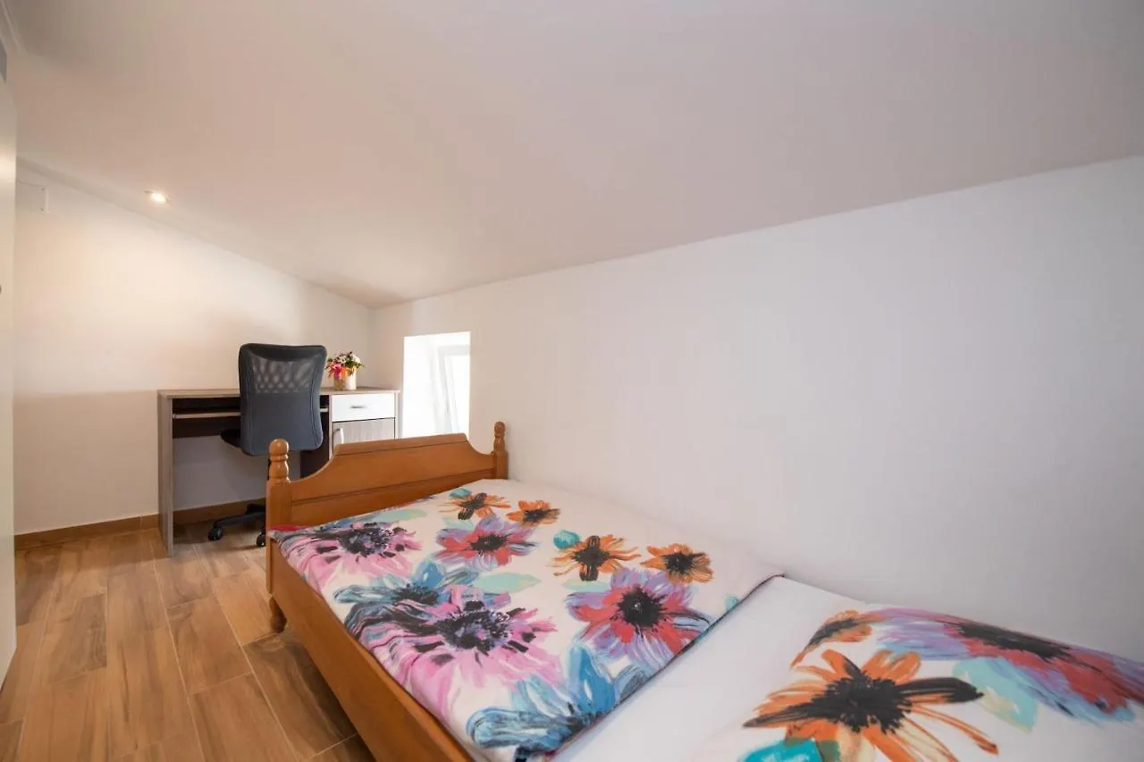 Apartments Villa Anna Icici