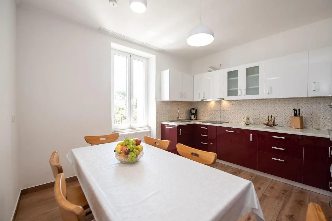 Apartments Villa Anna Icici
