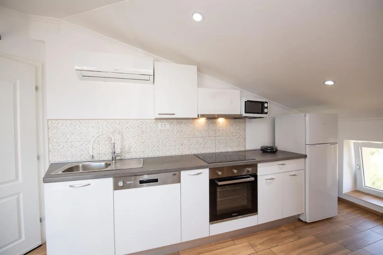 Apartments Villa Anna Icici