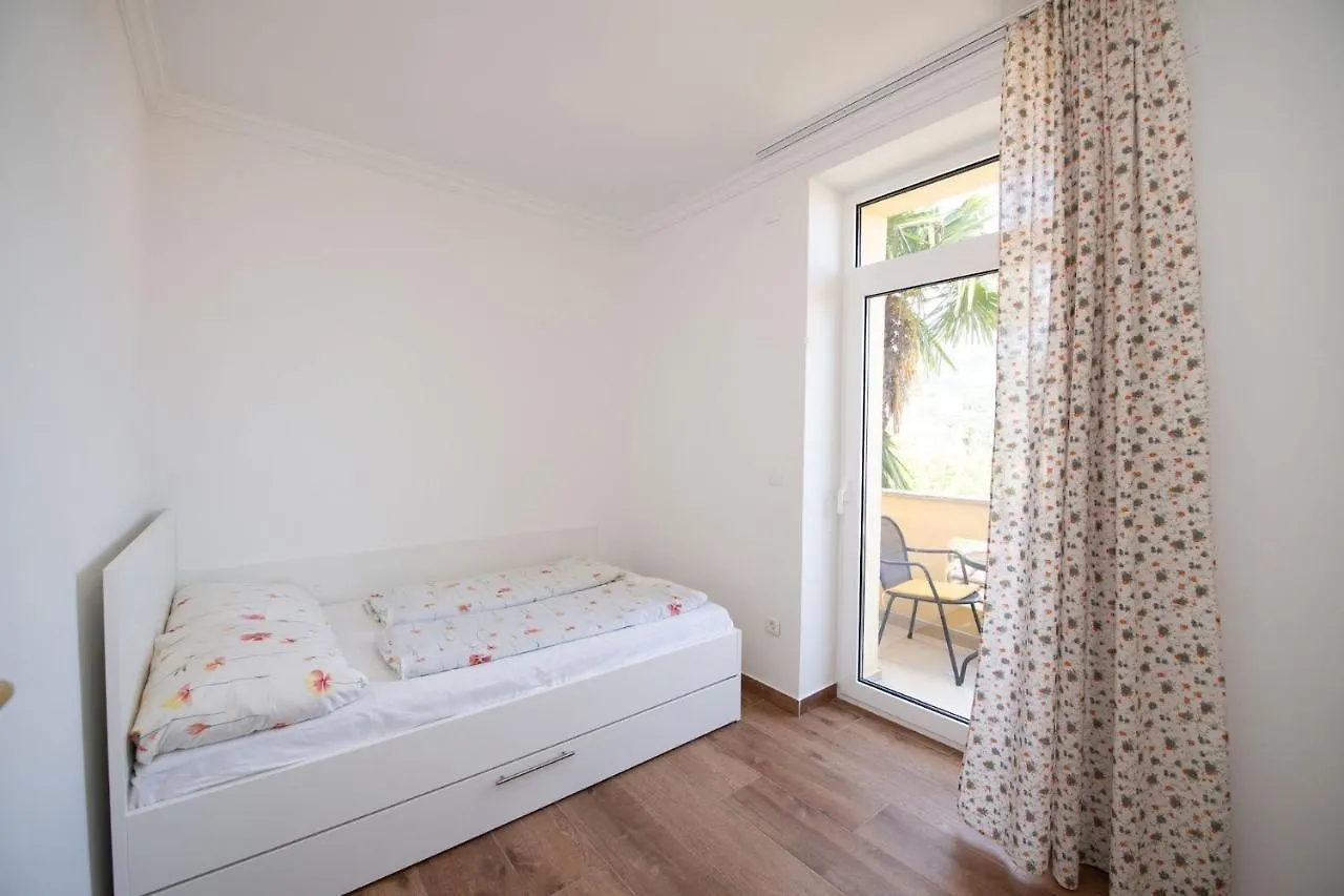 Apartments Villa Anna Icici